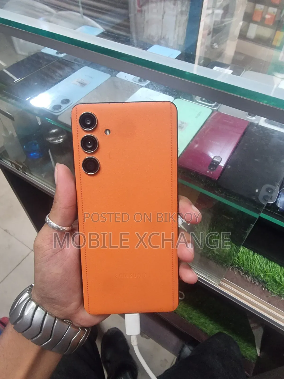 Samsung Galaxy F55 128 GB Orange