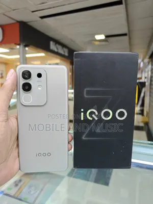 iQOO Z10x 128 GB Silver