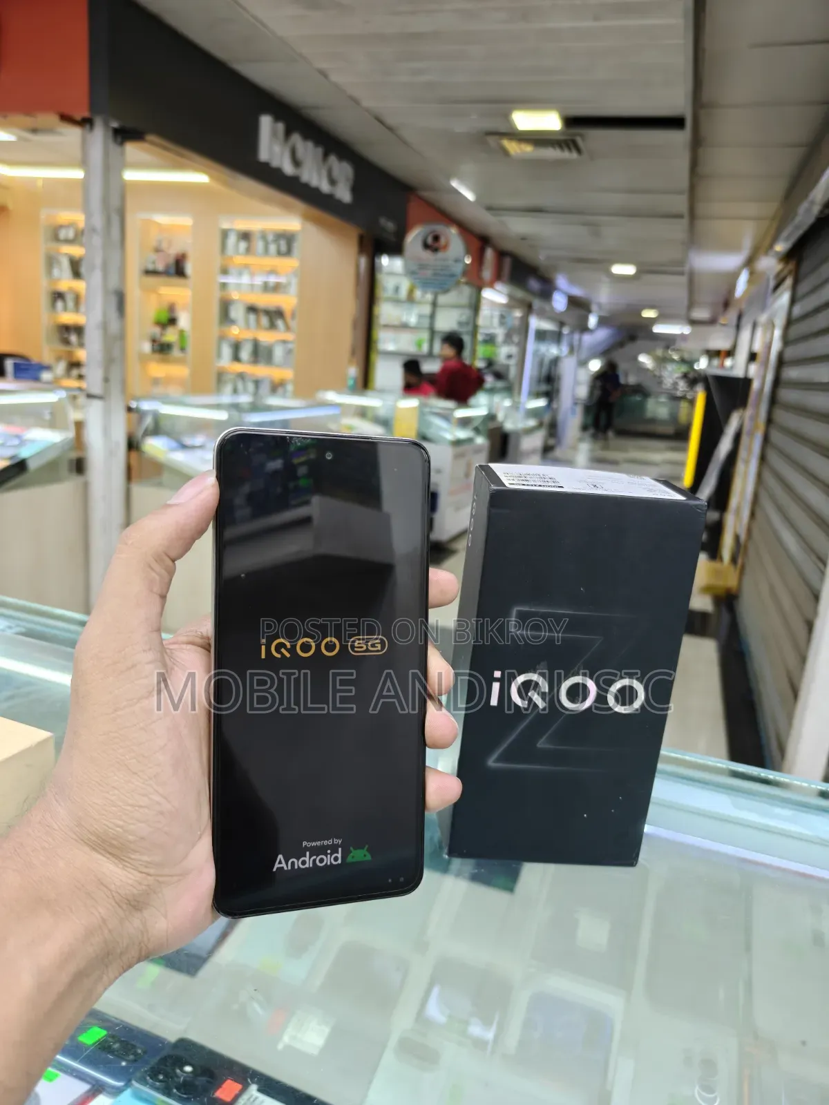 iQOO Z10x 128 GB Silver