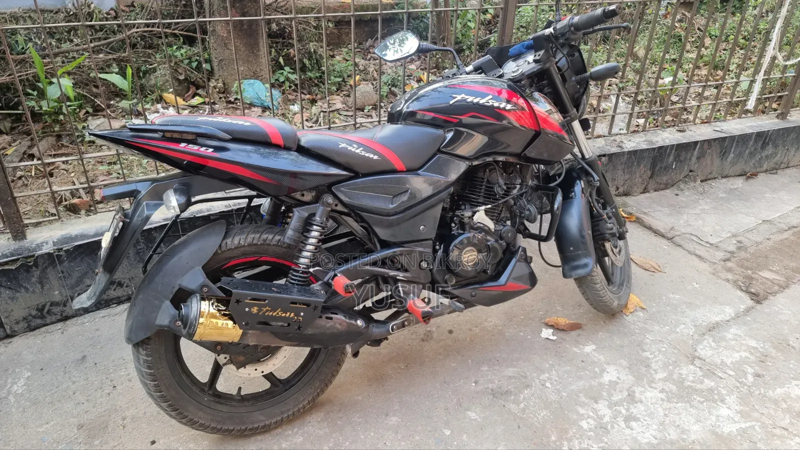 বাজাজ পালসার ১৫০ ২০২১ কালো