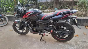 বাজাজ পালসার ১৫০ ২০২১ কালো