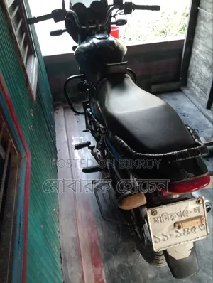 বাজাজ ডিসকভার ১৩৫ ২০১৫ ব্ল্যাক