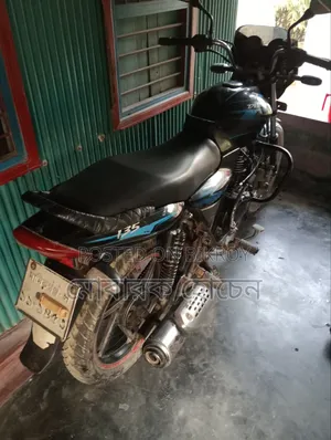 বাজাজ ডিসকভার ১৩৫ ২০১৫ ব্ল্যাক