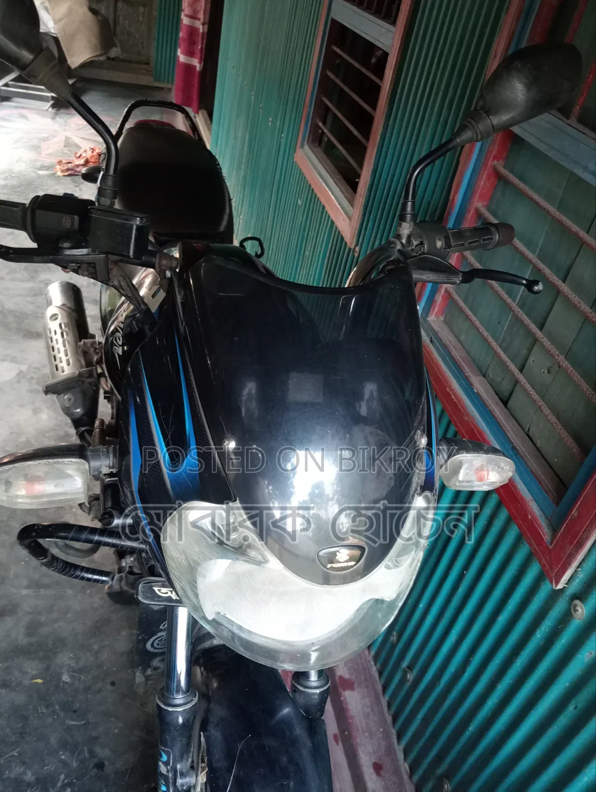 বাজাজ ডিসকভার ১৩৫ ২০১৫ ব্ল্যাক