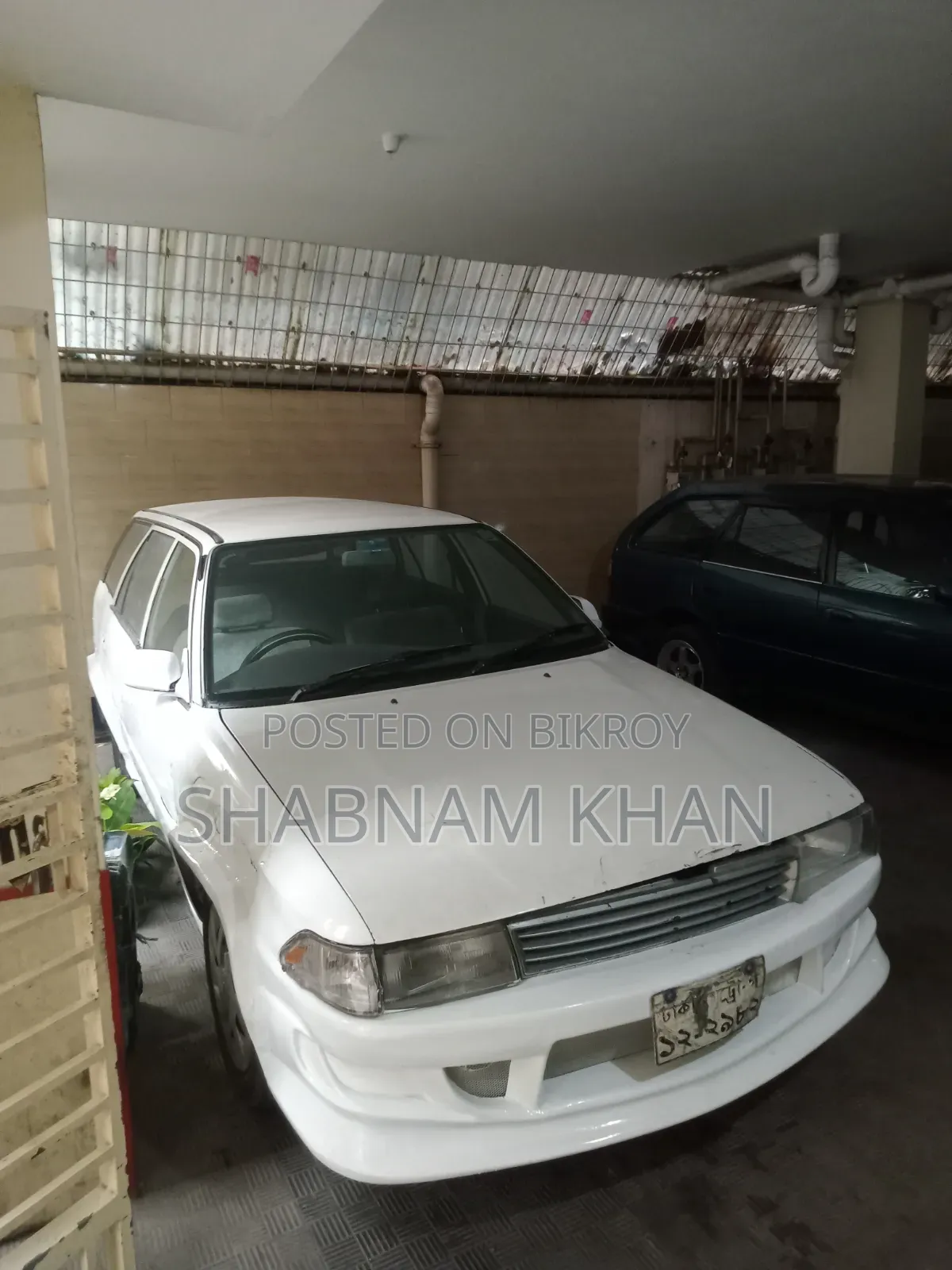 Toyota Carina 1.5 FWD Sedan 1996 White
