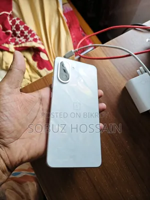ওয়ানপ্লাস নর্ড সিই৫ ২৫৬ জিবি সাদা