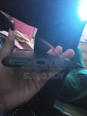 আইকিউও ১২৮ জিবি