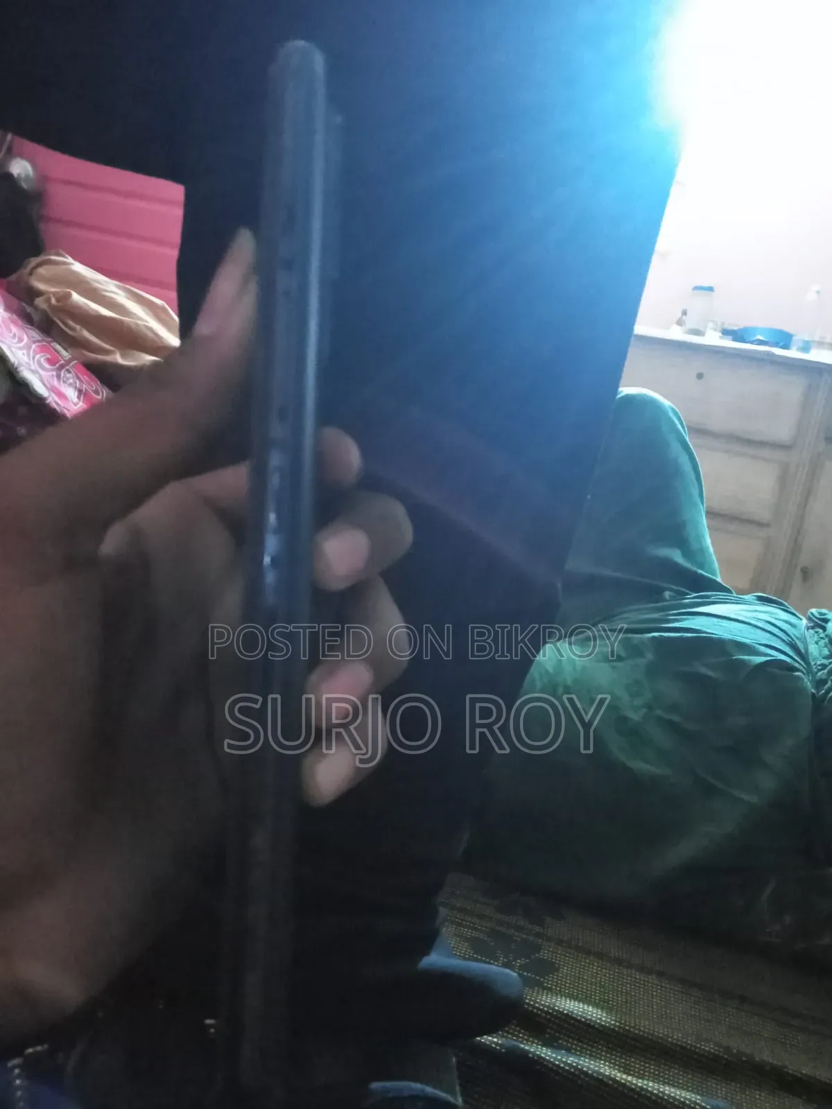 আইকিউও ১২৮ জিবি