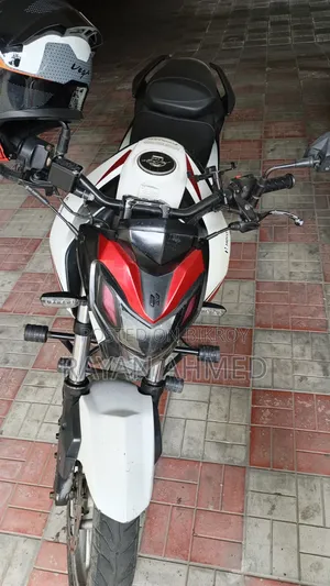 Hero Thriller 160R 4V 2021 White
