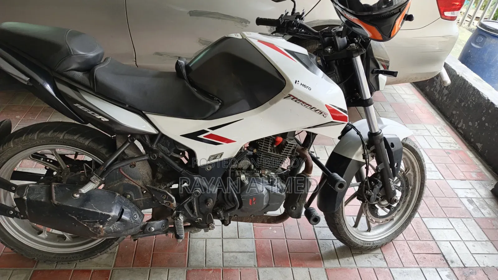 Hero Thriller 160R 4V 2021 White
