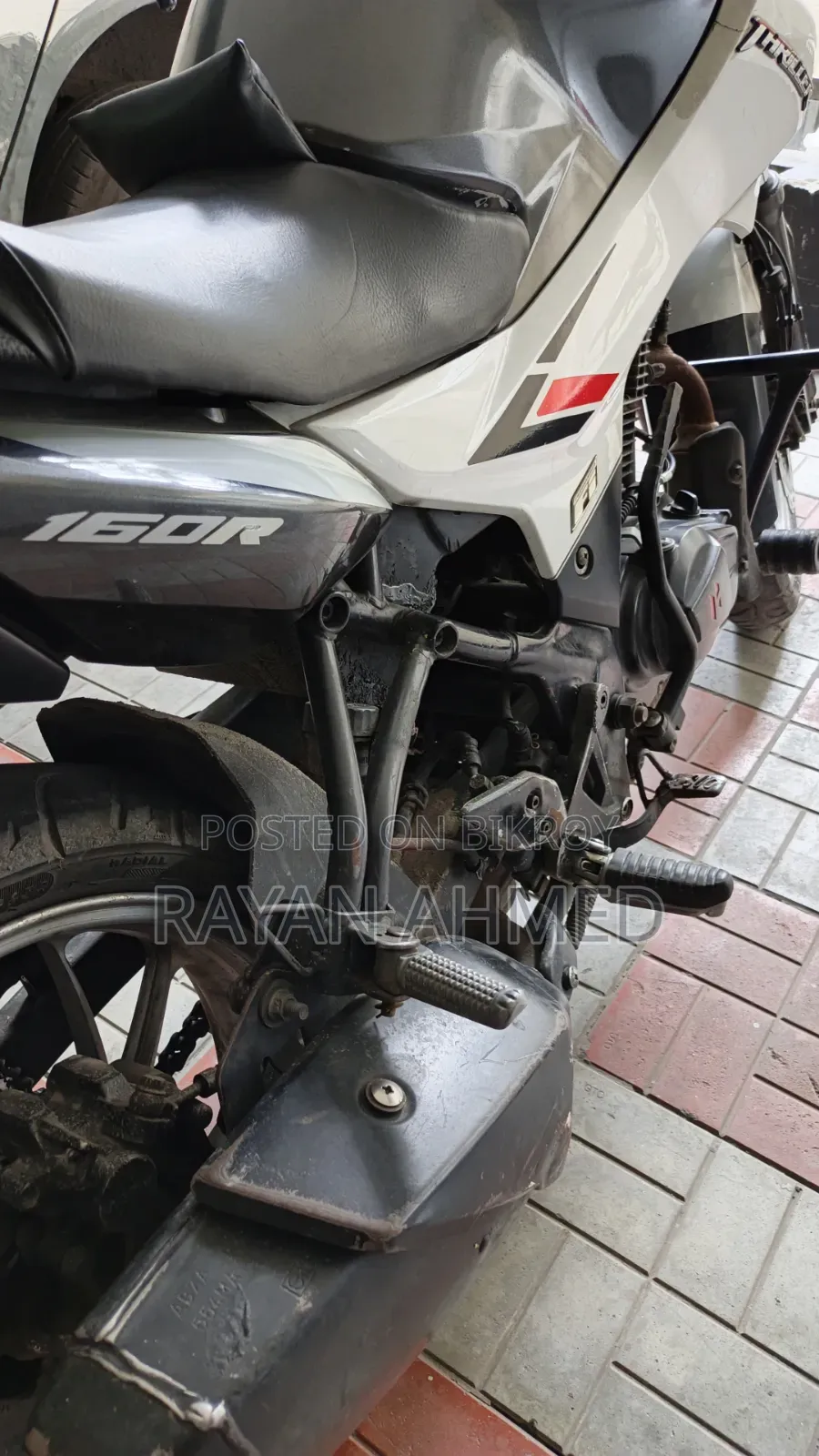 Hero Thriller 160R 4V 2021 White