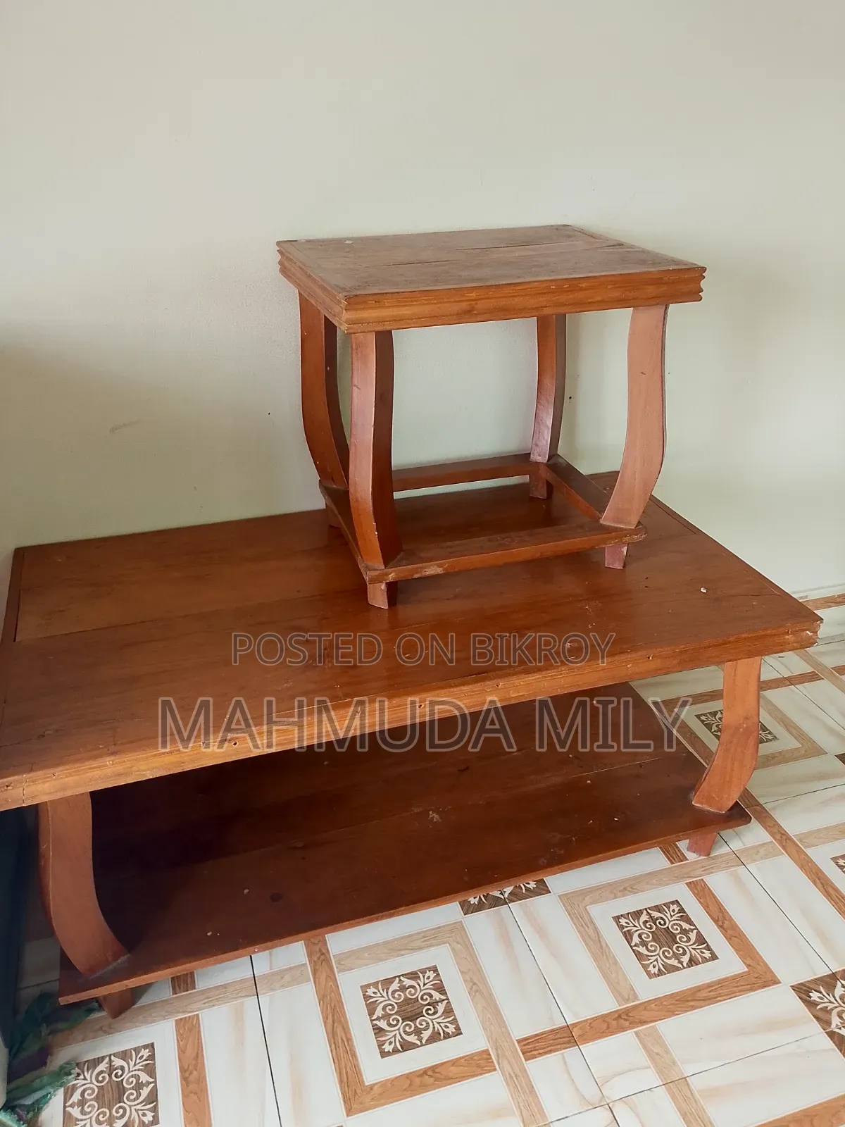কাঁঠাল কাঠের টেবিল