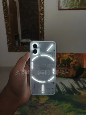নাথিং ফোন ২ ২৫৬ জিবি হোয়াইট