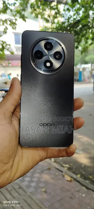 নতুন Oppo Reno12 F 256 GB Black
