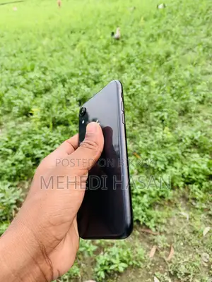 Apple iPhone XR 64 GB Black