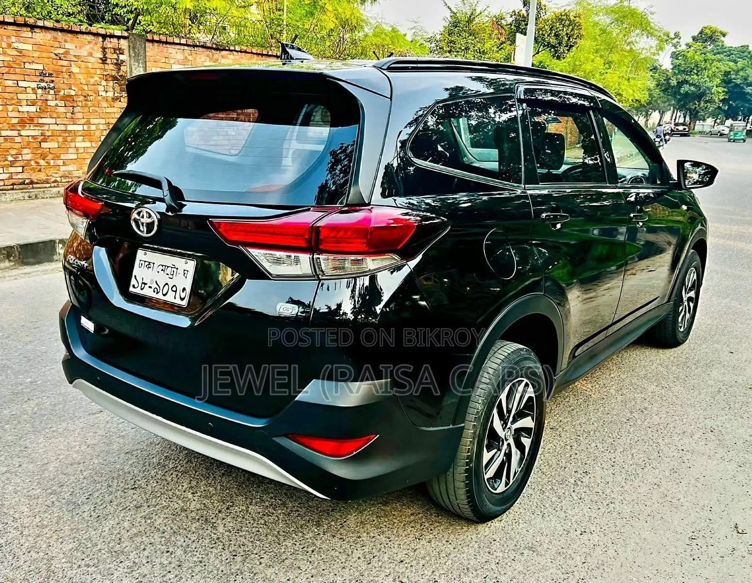 টয়োটা রাশ ২০২০ কালো