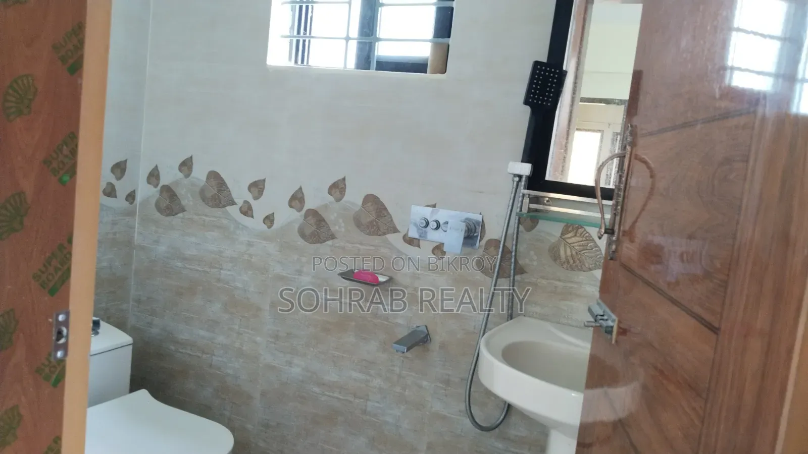 4 Bedroom Apartment in Sohrab Realty, Uttara for sale