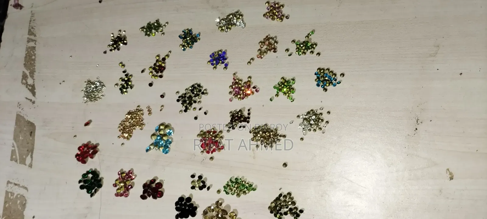 শাড়ি সালোয়ার কামিজ ডিজাইন করার জন্য এবং বাসায় ডিজাইন করার জন্য