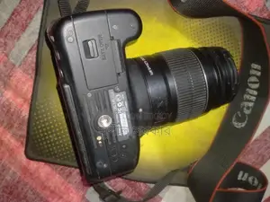 DSLR Camera