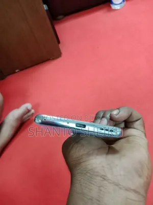 অপ্পো রেনো ২৫৬ জিবি নীল