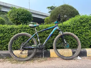Core 2.0 MTB Bicycle | Shimano Acera 3x8 | Maxxis Hookworm