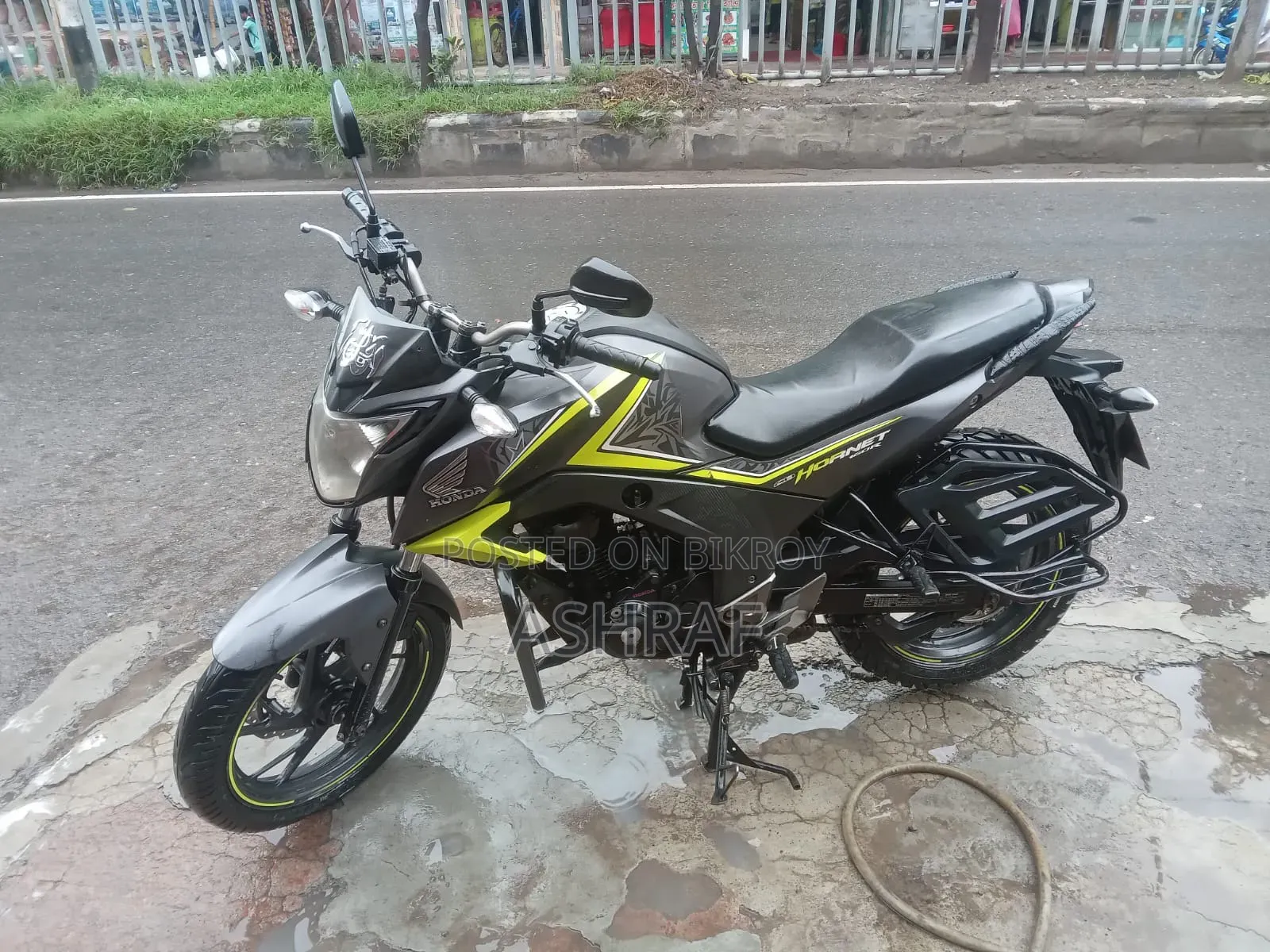 Honda Hornet 2018 Gray