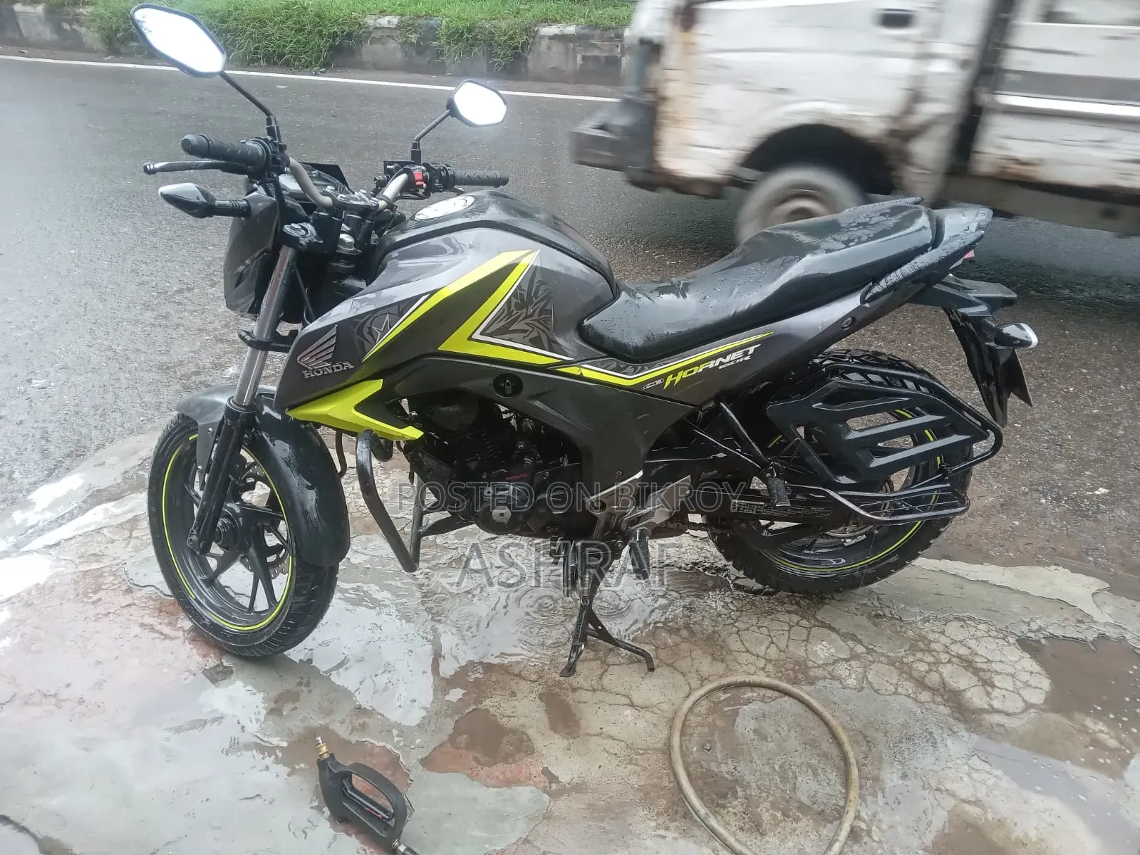 Honda Hornet 2018 Gray