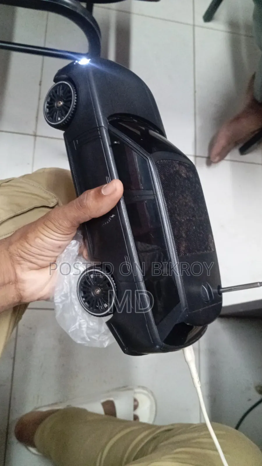 Speakers and all computer accessories available at low cost here