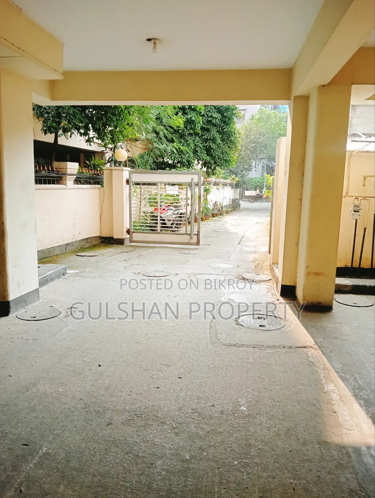 3-Bedroom Bedsitter in Gulshan Avenue 2 for rent