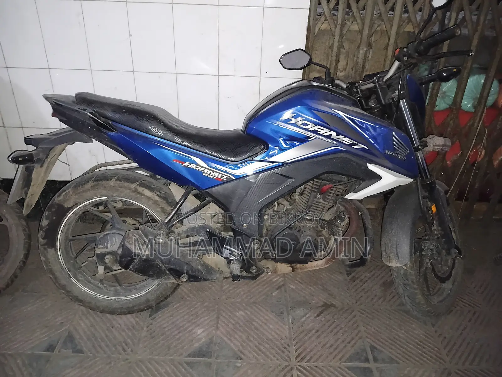 Honda Hornet 2018 Blue