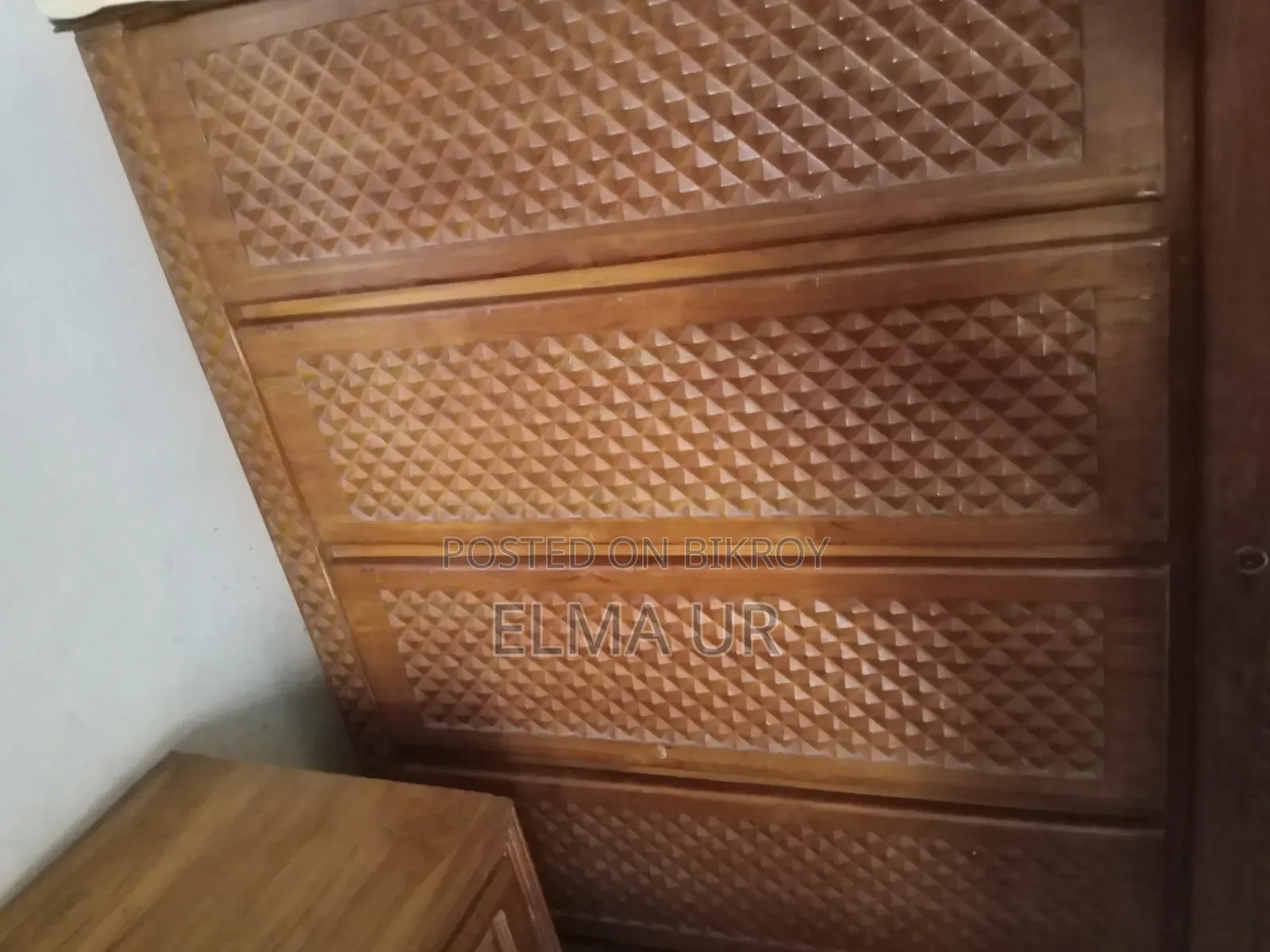 সেগুন কাঠের ওয়ারড্রব বিক্রি