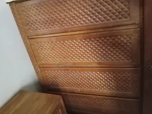 সেগুন কাঠের ওয়ারড্রব বিক্রি