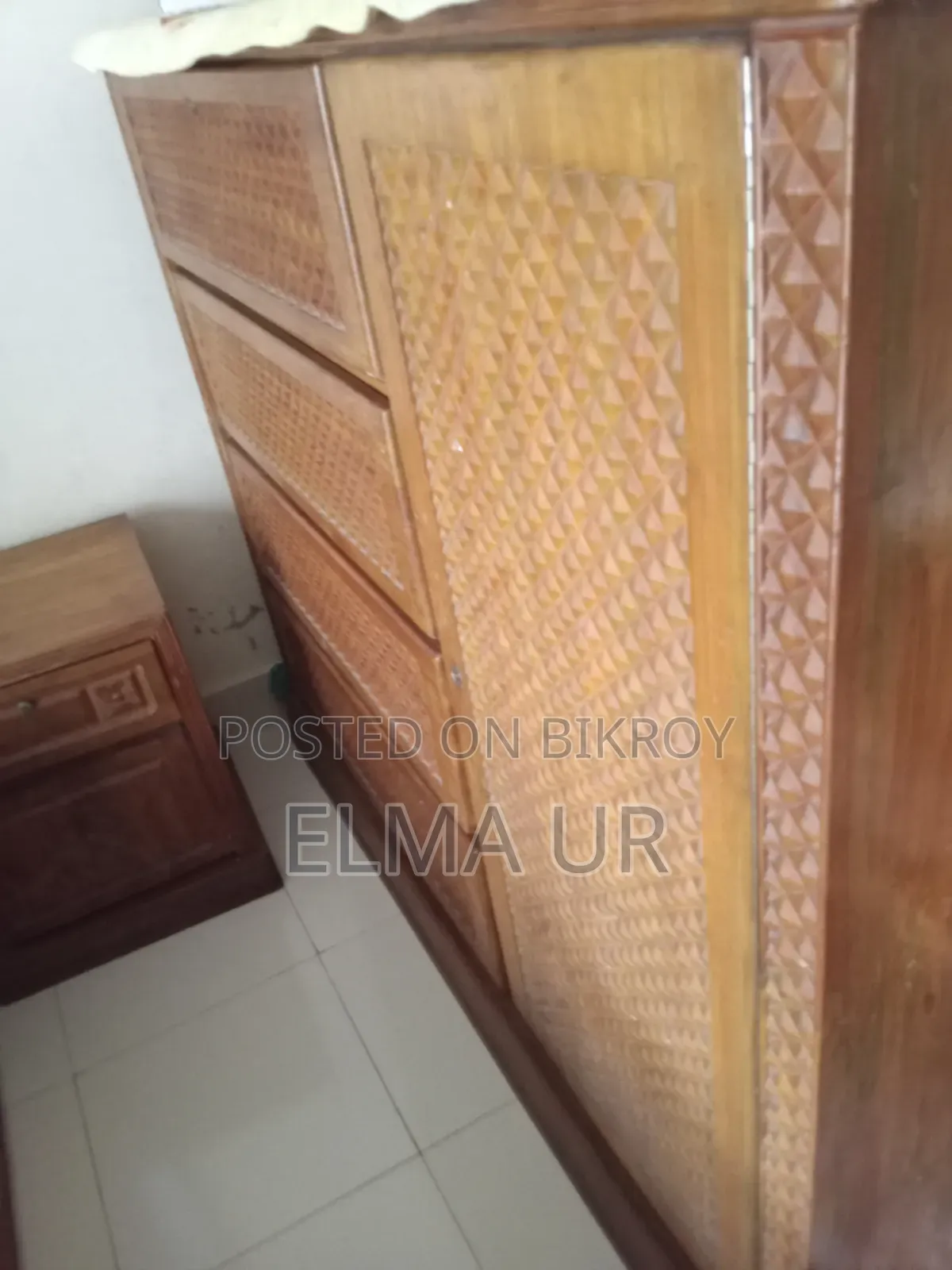 সেগুন কাঠের ওয়ারড্রব বিক্রি