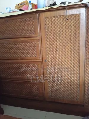 সেগুন কাঠের ওয়ারড্রব বিক্রি