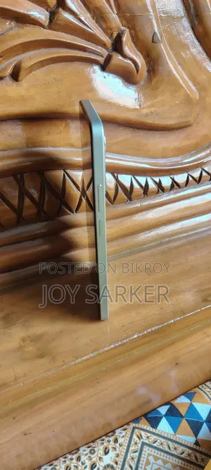 রিয়েলমি সি৬৩ ১২৮ জিবি হোয়াইট