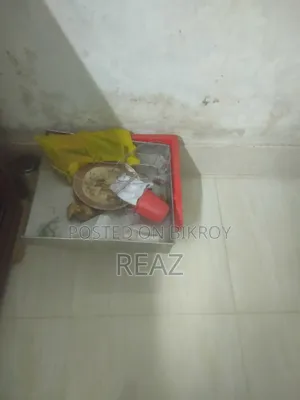 পানের ডালা ও সিগারেটের বাক্স