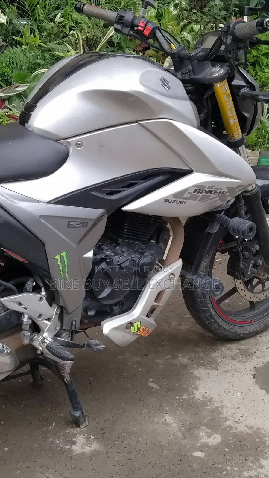 Suzuki Gixxer 2022 Silver