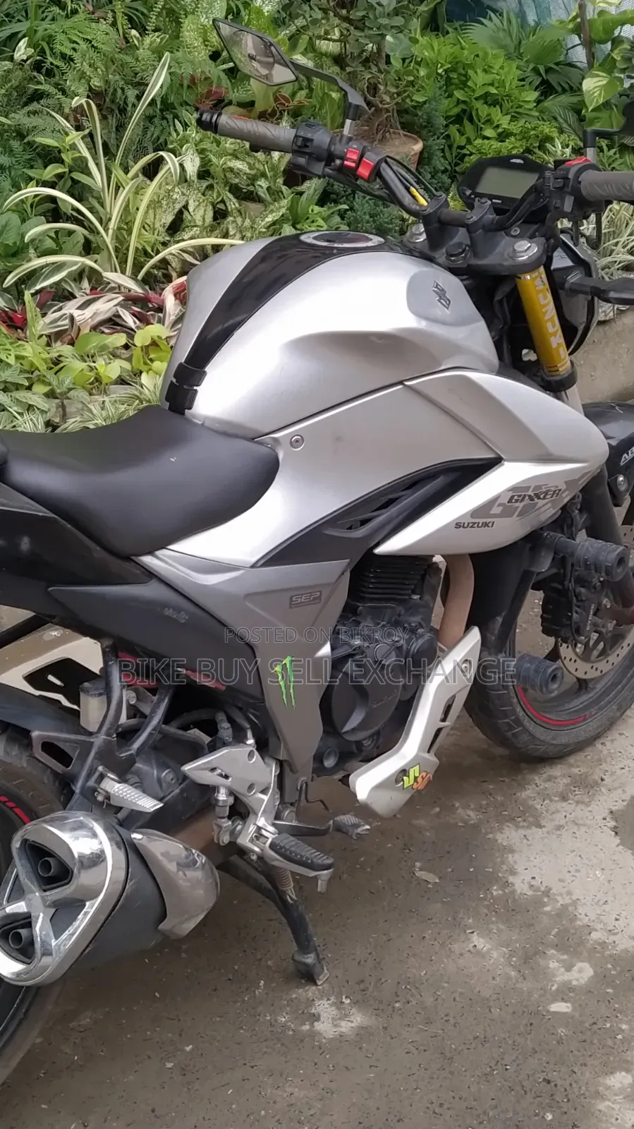 Suzuki Gixxer 2022 Silver
