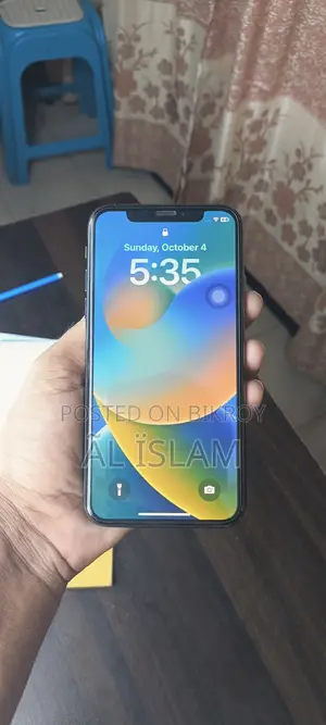 Apple iPhone X 64 GB Black