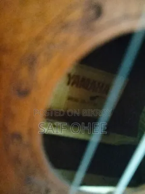 Ukulele Yamaha 24 Inch