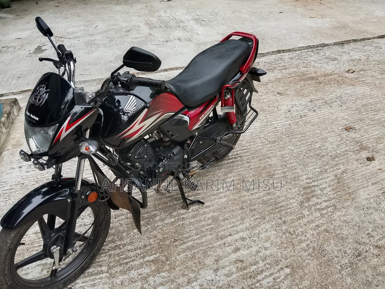 Honda Dream Neo 2024 Black
