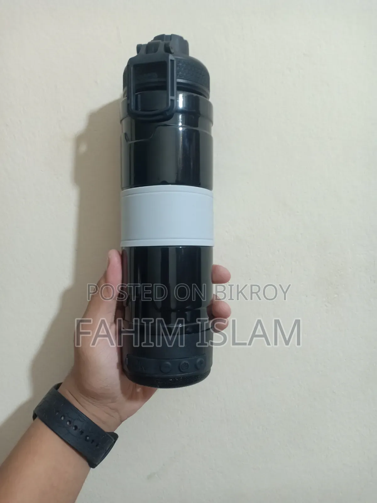 Smart Inbuilt Speaker Water Bottle