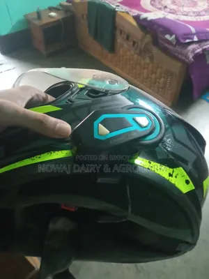 Communicator helmet