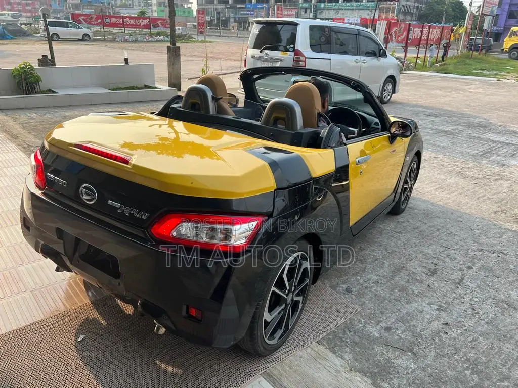 Daihatsu Copen 2017 Yellow