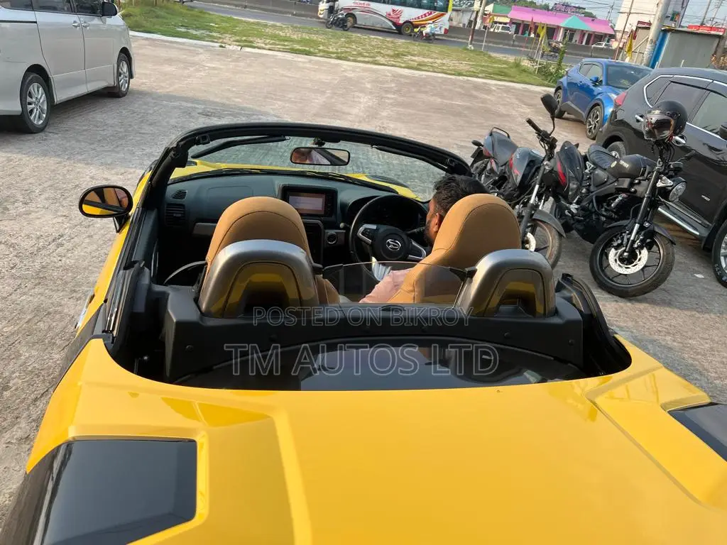 Daihatsu Copen 2017 Yellow