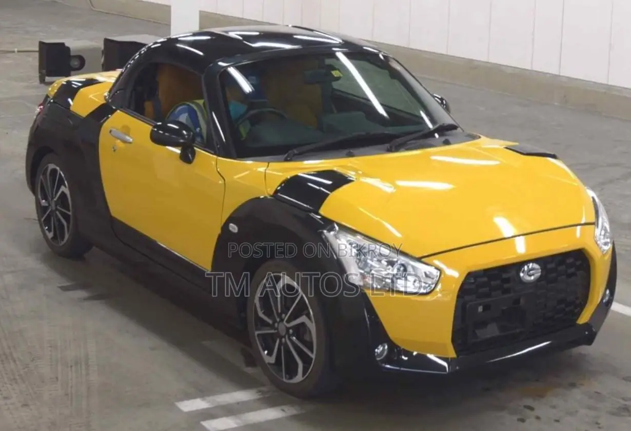 Daihatsu Copen 2017 Yellow