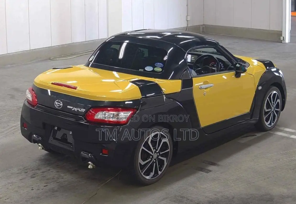 Daihatsu Copen 2017 Yellow