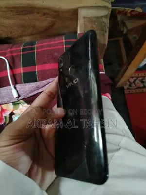 Vivo V9 64 GB Black