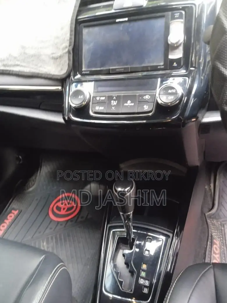 Toyota Corolla Fielder 1.5 Petrol All Wheel Drive 2019 Blue