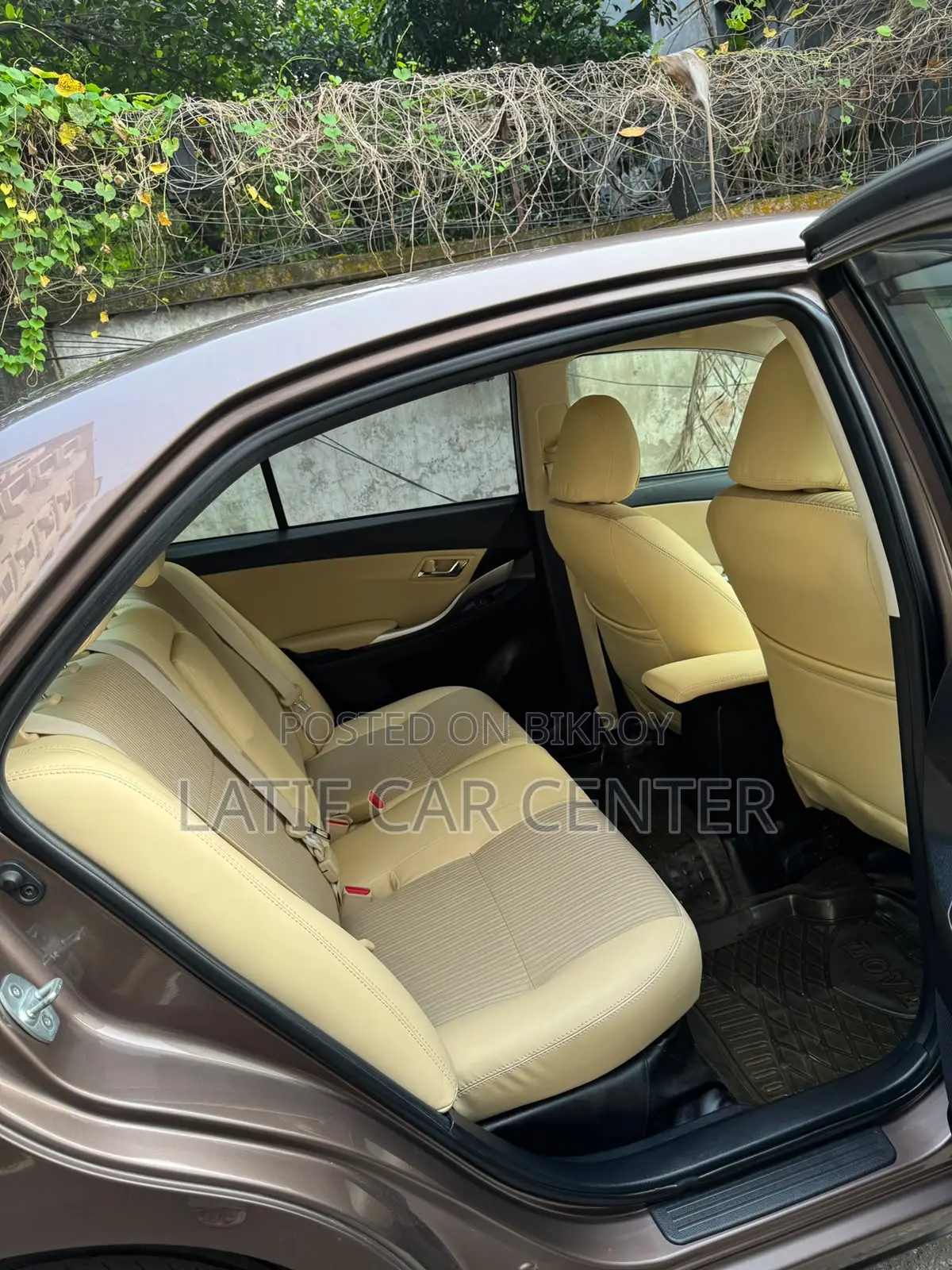 Toyota Premio 2017 Gray